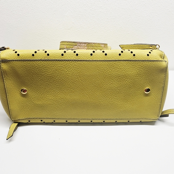 🎄Jessica Simpson Lolita Perf Tote Chartreuse - Picture 8 of 16